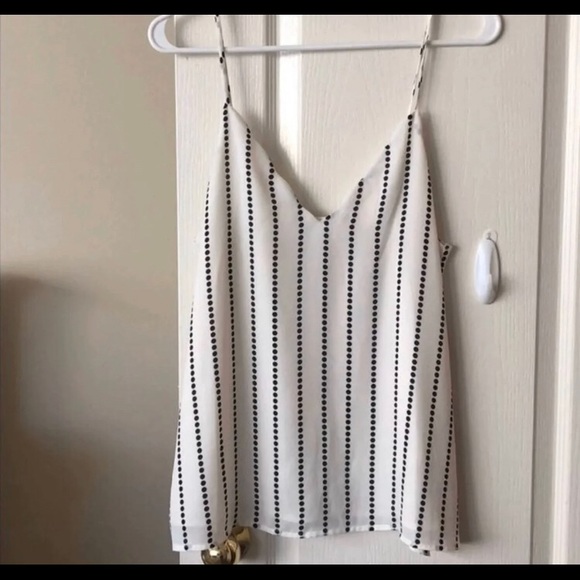 Socialite Scalloped V-Neck Tank - Picture 1 of 2